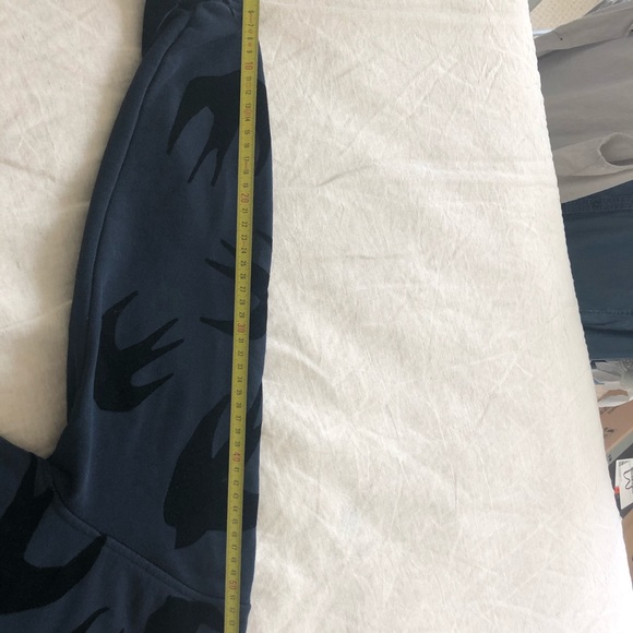 Swallow print sweatshirt - Picture 6 of 6